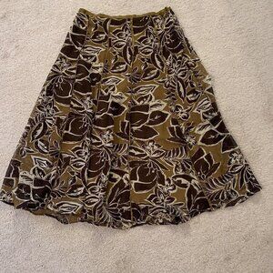 Sassy Doll. Size Large. Semi Sheer Lined Chiffon Paneled Skirt. India. B49